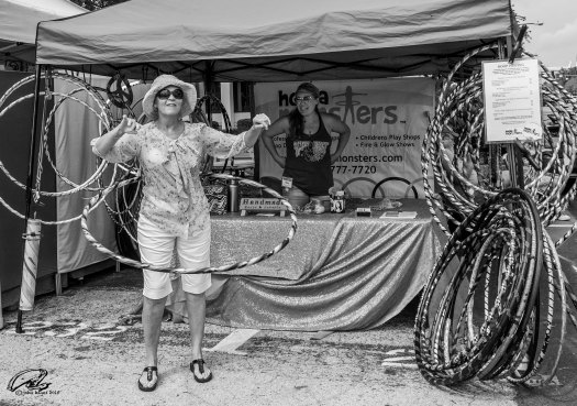 hula hoop lady